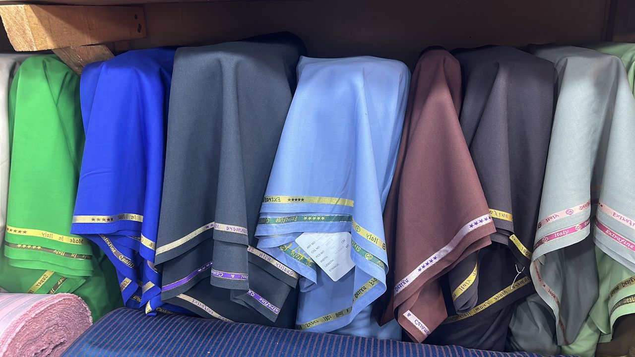Italian Extrafine Wool Cashmere Mixed Suiting